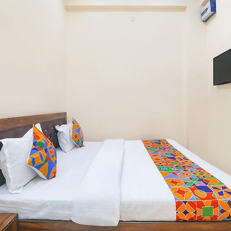 Fabhotel Rk Palace Ayodhya Exteriör bild